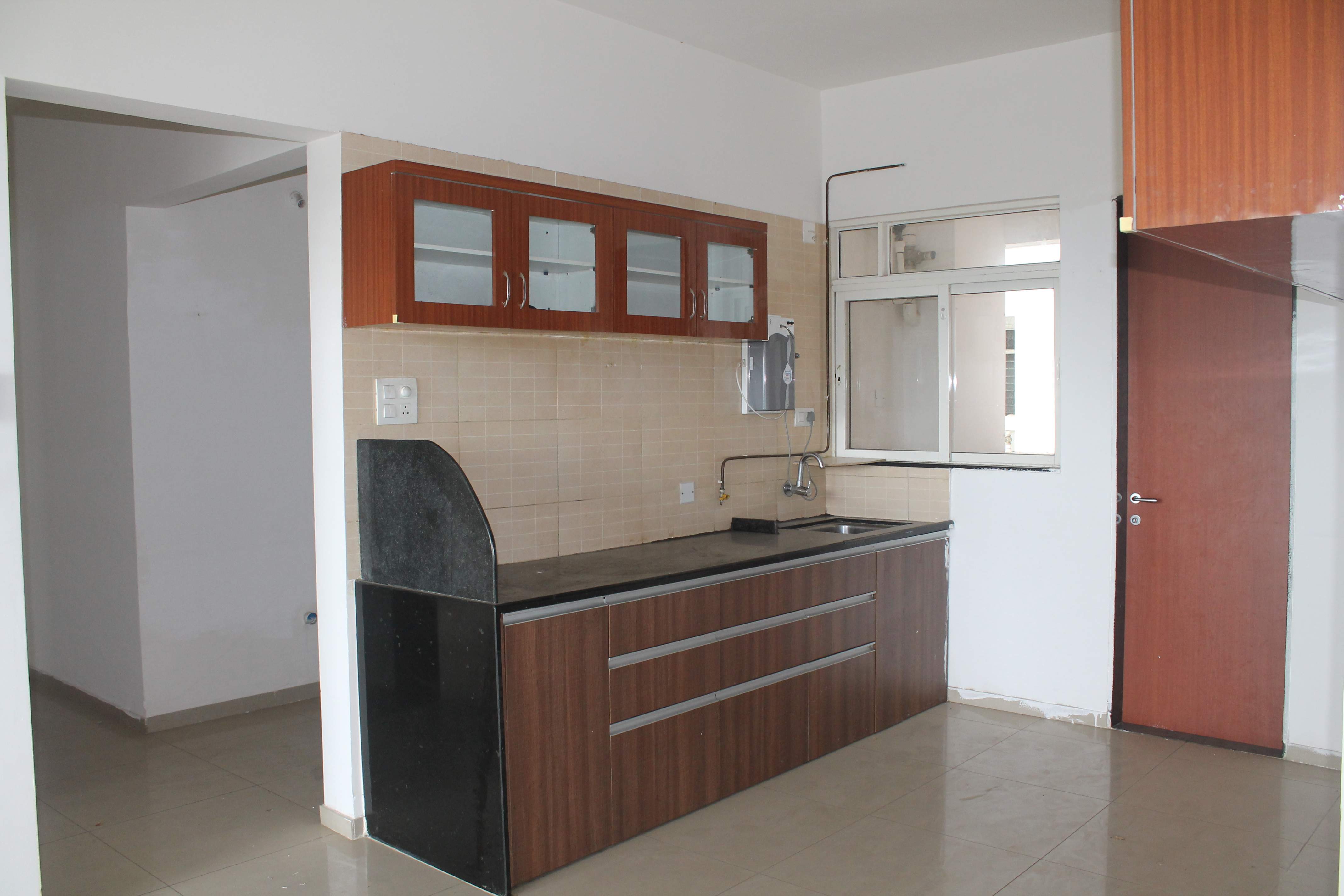 Modular Kitchen of 3BHK Flat in Life Republic in Life Republic Township